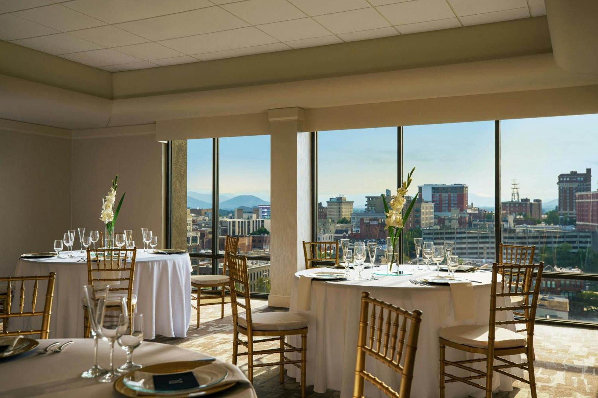 Renaissance Asheville Downtown Hotel Экстерьер фото