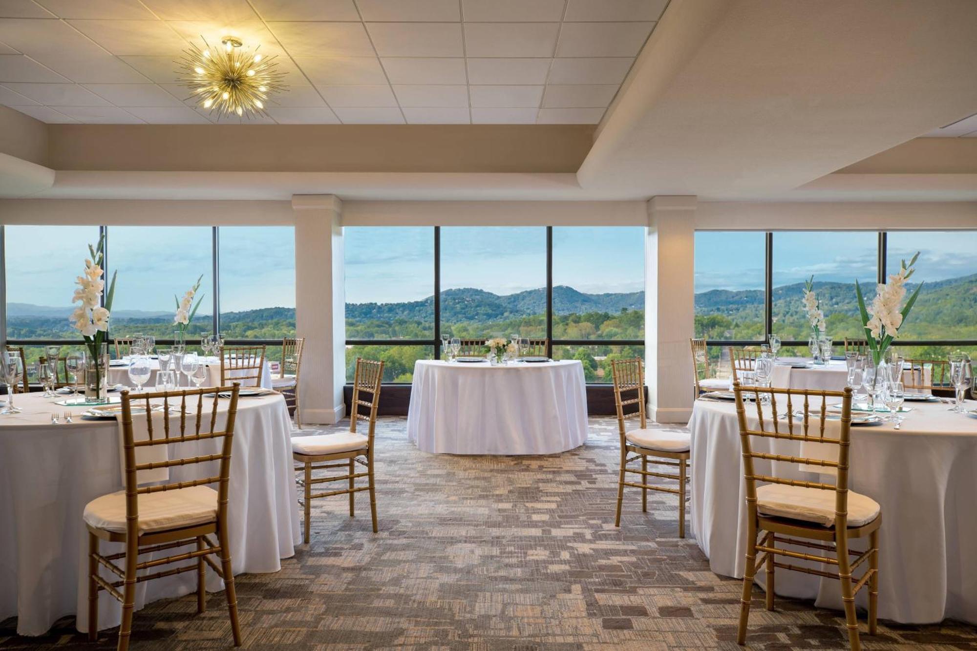 Renaissance Asheville Downtown Hotel Экстерьер фото