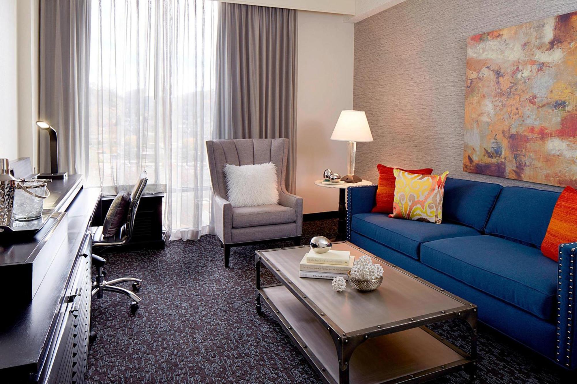 Renaissance Asheville Downtown Hotel Экстерьер фото