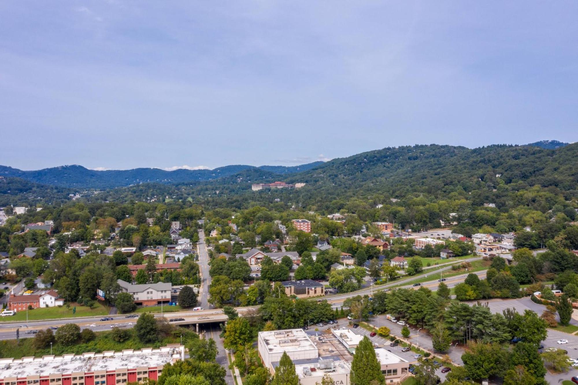 Renaissance Asheville Downtown Hotel Экстерьер фото